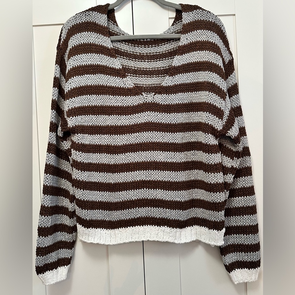 Brown Gray and White Striped Women's v Neck Knit Sweater Sz LG NEW!